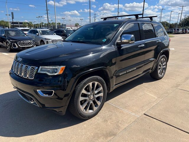 2017 Jeep Grand Cherokee Overland RWD photo