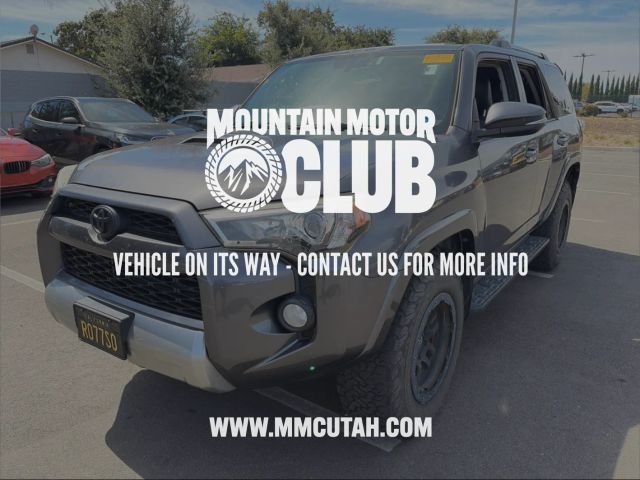 2017 Toyota 4Runner TRD Off Road Premium 4WD photo