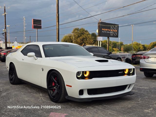 2017 Dodge Challenger SRT Hellcat RWD photo