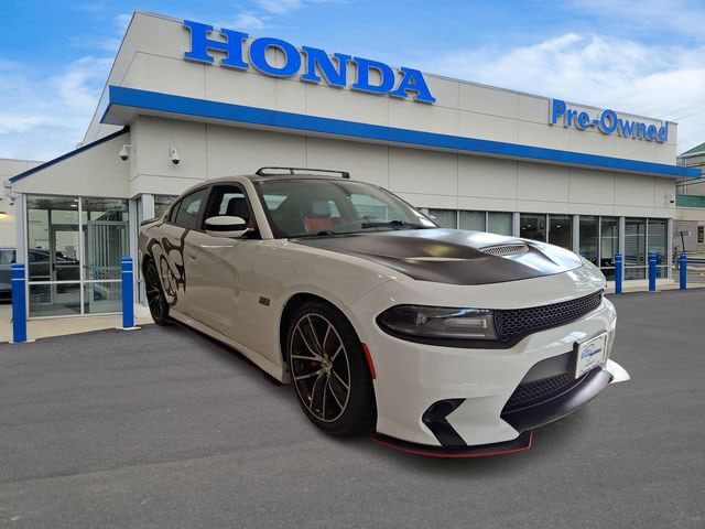 2017 Dodge Charger R/T Scat Pack RWD photo