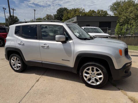 2017 Jeep Renegade Latitude 4WD photo