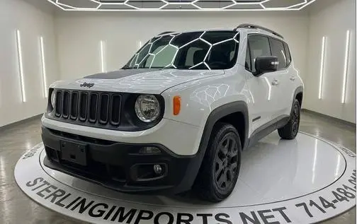 2017 Jeep Renegade Latitude 4WD photo