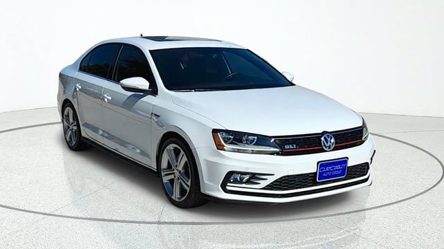 2017 Volkswagen Jetta GLI FWD photo