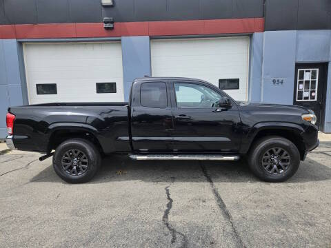 2017 Toyota Tacoma SR5 RWD photo