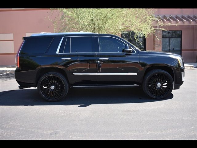 2017 Cadillac Escalade Platinum 4WD photo