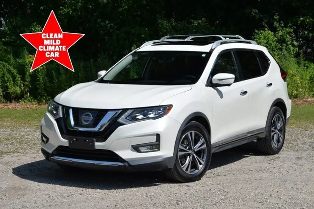 2017 Nissan Rogue SL FWD photo