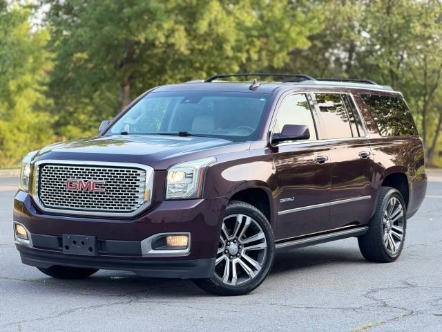 2017 GMC Yukon XL Denali 4WD photo