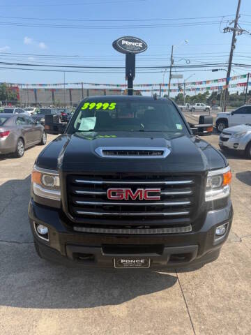 2017 GMC Sierra 2500HD SLT 4WD photo
