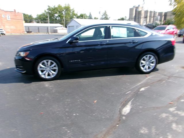 2017 Chevrolet Impala LT FWD photo