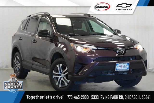 2017 Toyota RAV4 LE FWD photo