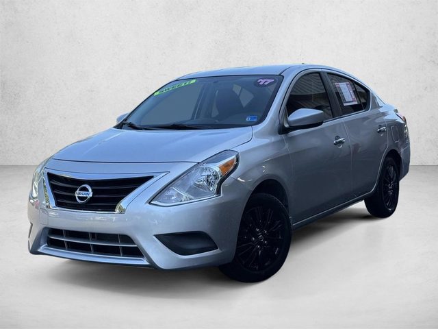 2017 Nissan Versa SV FWD photo