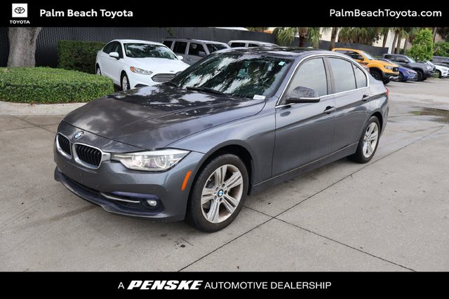 2017 BMW 3 Series 330i xDrive AWD photo