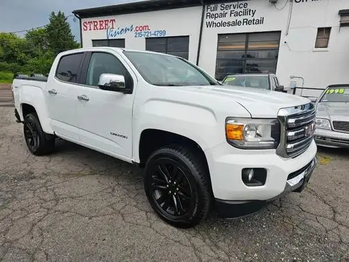 2017 GMC Canyon 4WD SLT 4WD photo