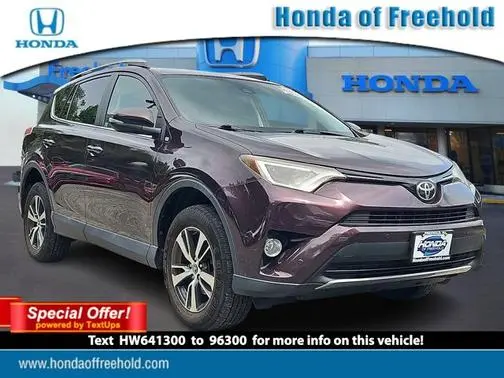 2017 Toyota RAV4 XLE AWD photo
