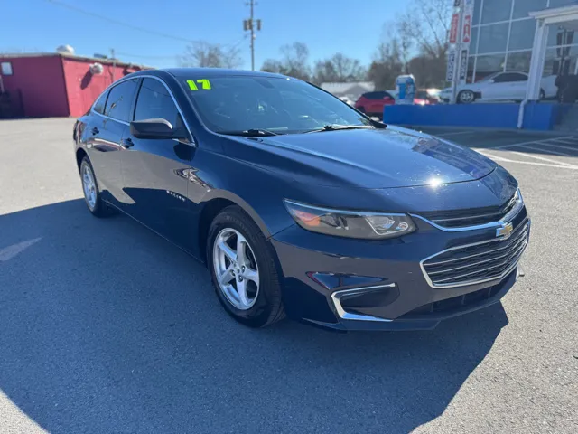 2017 Chevrolet Malibu LS FWD photo