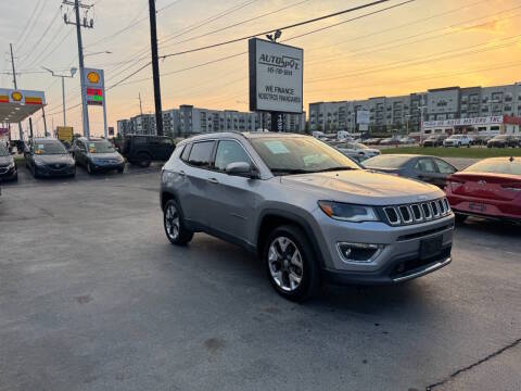2017 Jeep Compass Limited 4WD photo