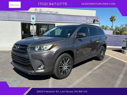 2017 Toyota Highlander SE FWD photo