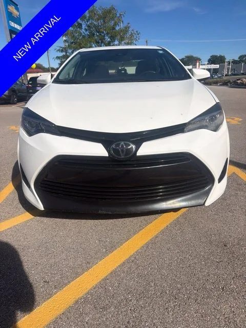 2017 Toyota Corolla LE FWD photo