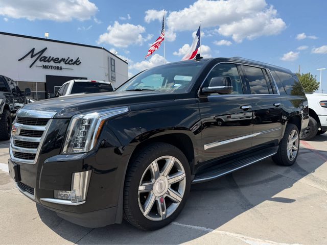 2017 Cadillac Escalade ESV Luxury 4WD photo
