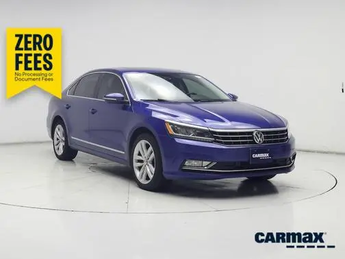 2017 Volkswagen Passat V6 SE w/Technology FWD photo