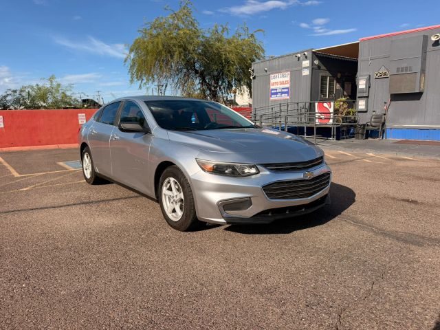 2017 Chevrolet Malibu LS FWD photo