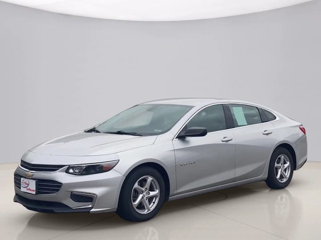 2017 Chevrolet Malibu LS FWD photo