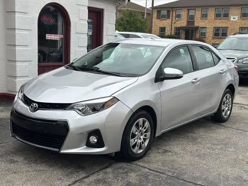 2016 Toyota Corolla S FWD photo