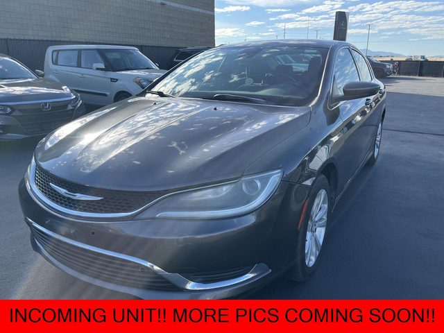 2015 Chrysler 200 Limited FWD photo