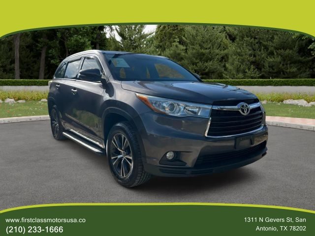 2016 Toyota Highlander XLE FWD photo