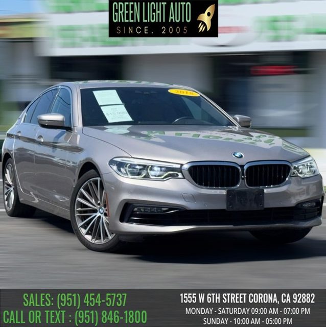 2018 BMW 5 Series 530e iPerformance RWD photo