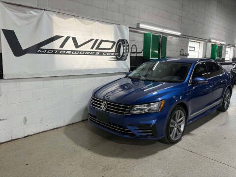 2017 Volkswagen Passat R-Line w/Comfort Pkg FWD photo