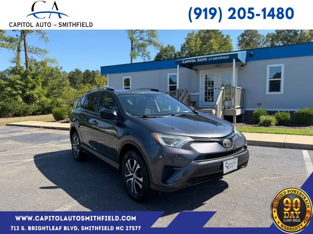 2017 Toyota RAV4 LE AWD photo