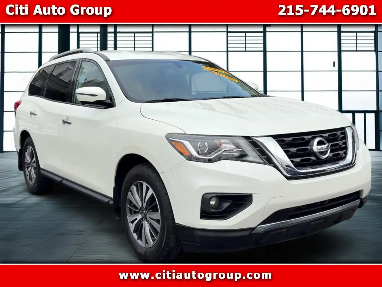 2017 Nissan Pathfinder SL 4WD photo