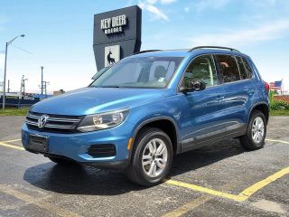 2017 Volkswagen Tiguan S FWD photo