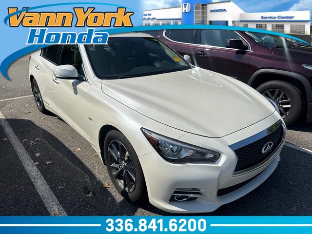 2017 Infiniti Q50 3.0t Signature Edition RWD photo