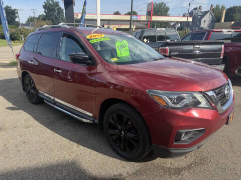 2017 Nissan Pathfinder Platinum 4WD photo