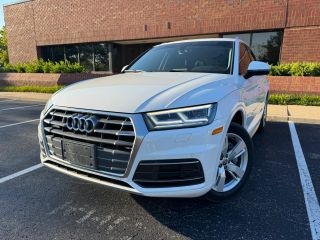 2018 Audi Q5 Premium Plus AWD photo