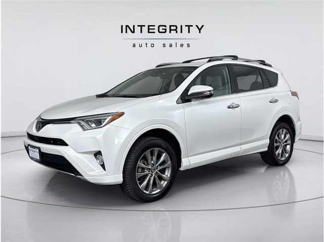 2017 Toyota RAV4 Platinum FWD photo