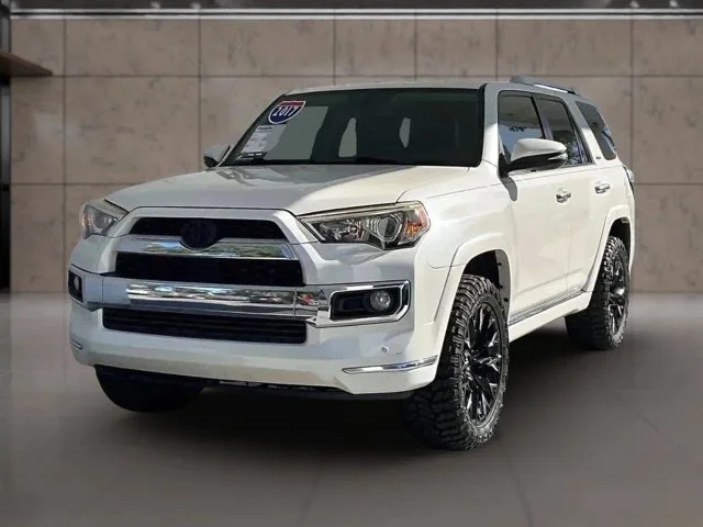 2017 Toyota 4Runner Limited RWD photo