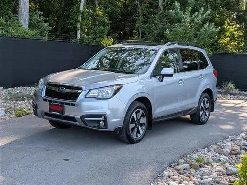 2017 Subaru Forester Limited AWD photo