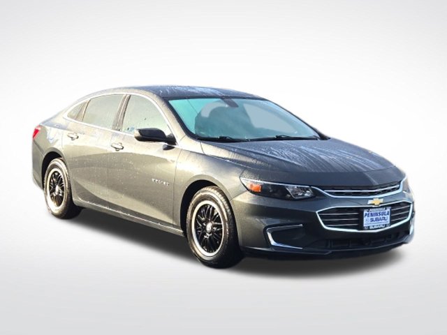 2017 Chevrolet Malibu LS FWD photo