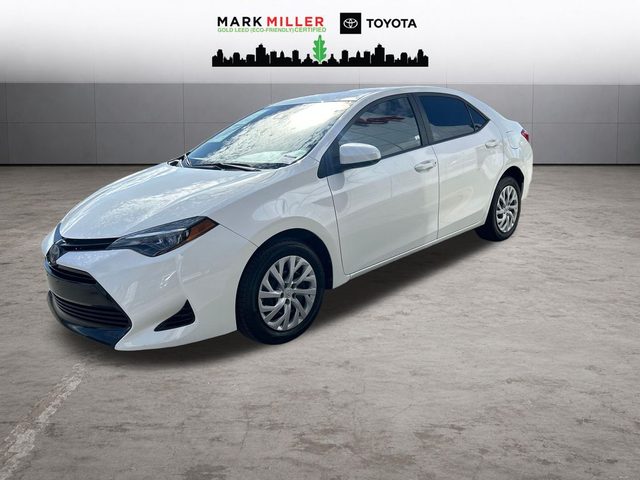 2017 Toyota Corolla LE FWD photo