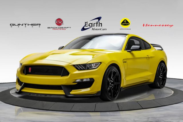 2017 Ford Mustang Shelby GT350R RWD photo