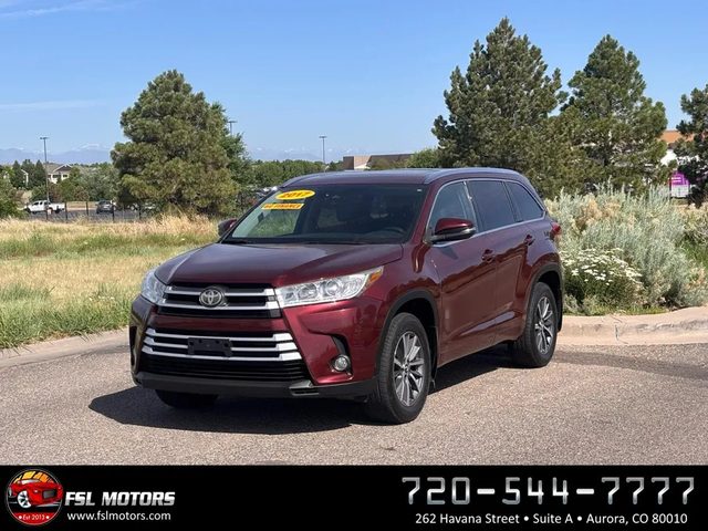 2017 Toyota Highlander XLE AWD photo