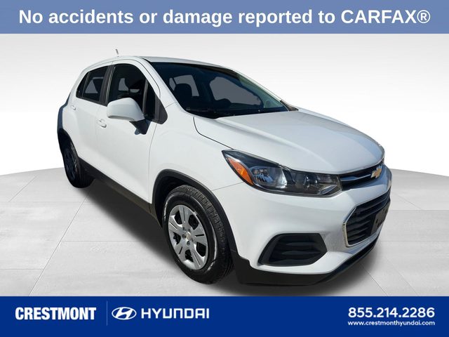 2017 Chevrolet Trax LS FWD photo
