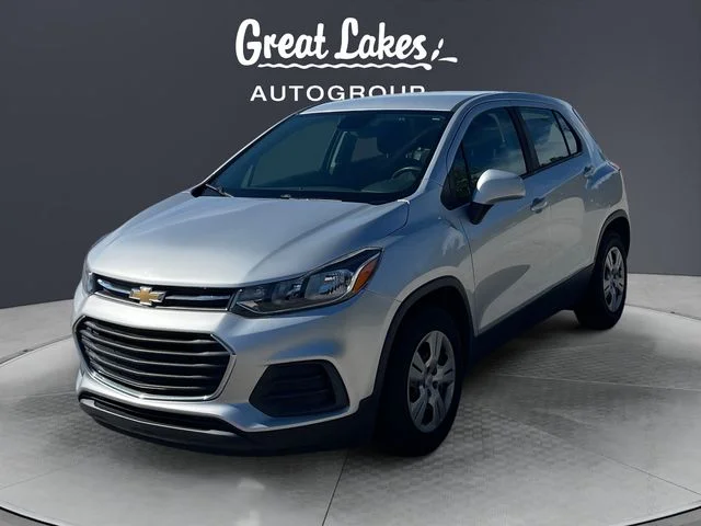 2017 Chevrolet Trax LS FWD photo