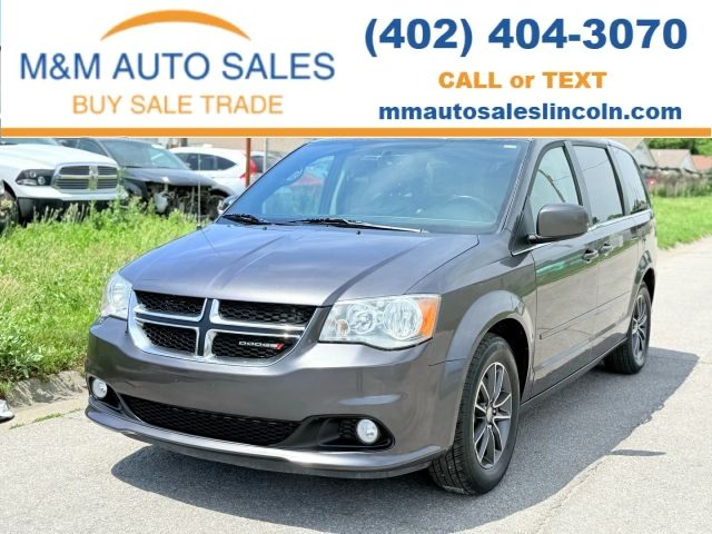 2017 Dodge Grand Caravan SXT FWD photo