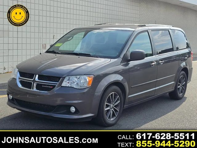 2017 Dodge Grand Caravan SXT FWD photo