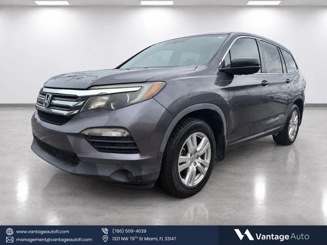 2017 Honda Pilot LX FWD photo