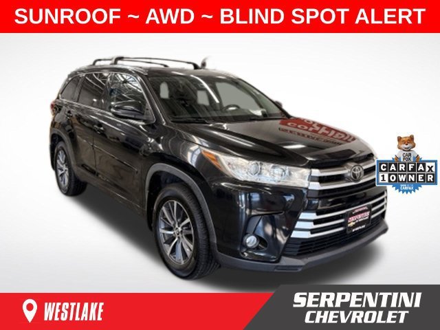 2017 Toyota Highlander XLE AWD photo